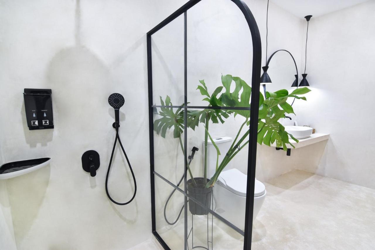 Bohemian Jogja Villas With Private Pool Kejayan Exterior foto