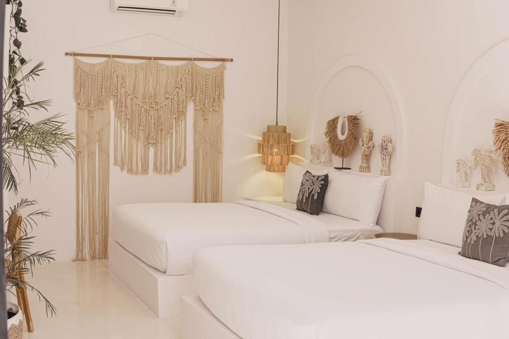 Bohemian Jogja Villas With Private Pool Kejayan Exterior foto